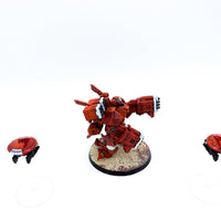 Warhammer 40k Tau XV88 Broadside Battlesuit detailliert bemalt games workshop